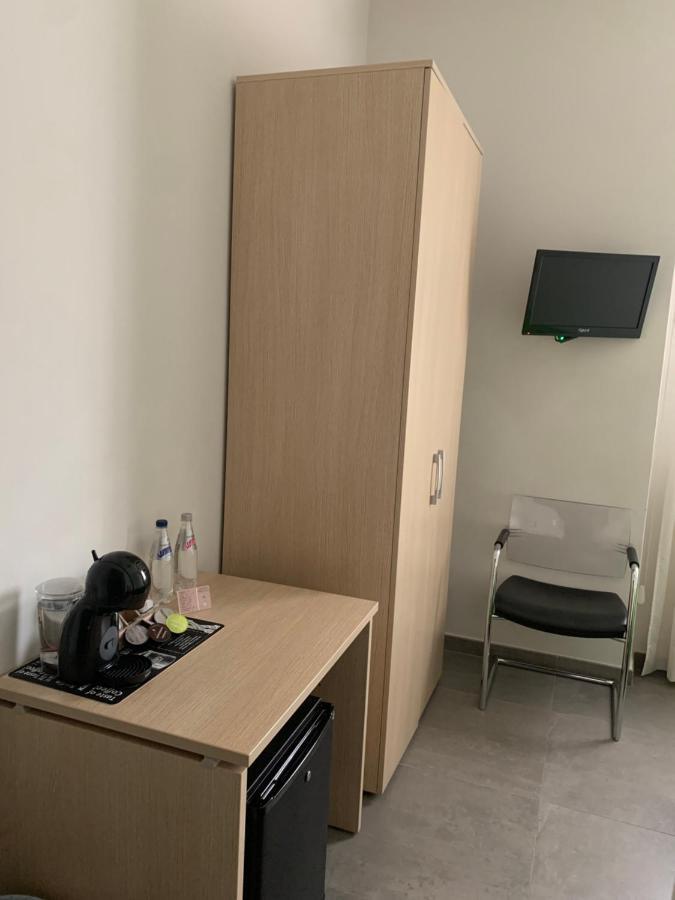 Palazzo 41 Rental Rooms San Pietro Vernotico Zewnętrze zdjęcie