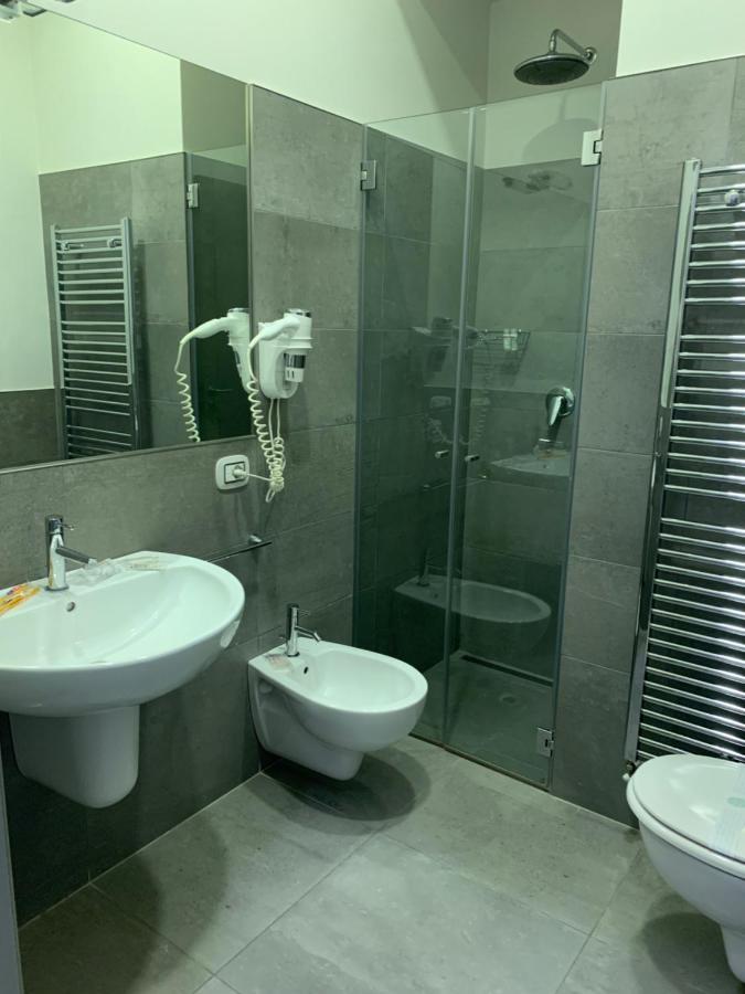 Palazzo 41 Rental Rooms San Pietro Vernotico Zewnętrze zdjęcie