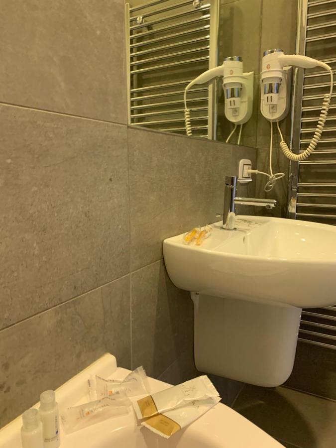Palazzo 41 Rental Rooms San Pietro Vernotico Zewnętrze zdjęcie
