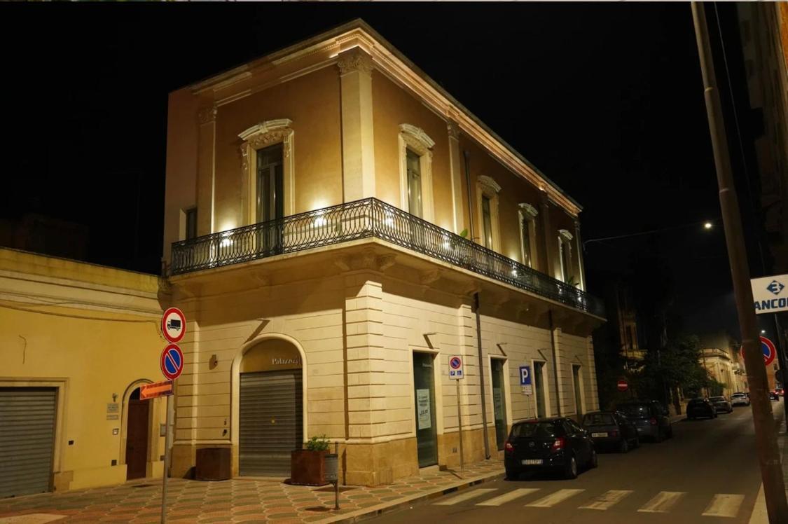 Palazzo 41 Rental Rooms San Pietro Vernotico Zewnętrze zdjęcie